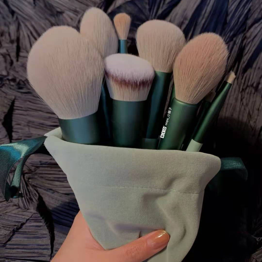 The Essential 13-Piece Brush Set